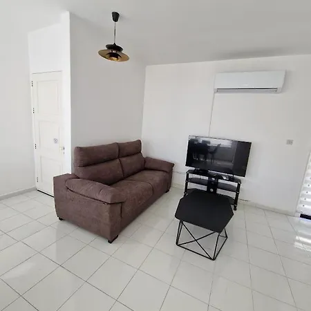 3 Bedroom Apartment, Natalia Centre, By Imh Europe Travel & Tours Paphos Exterior photo