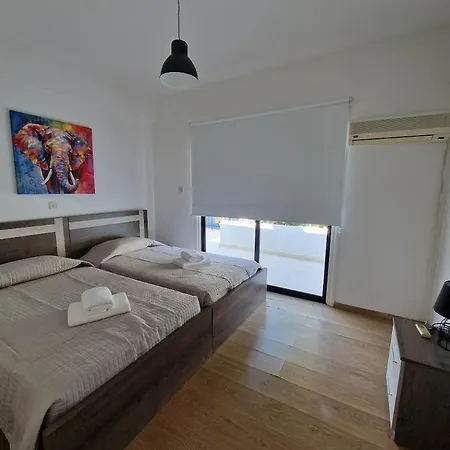 3 Bedroom Apartment, Natalia Centre, By Imh Europe Travel & Tours Paphos Exterior photo