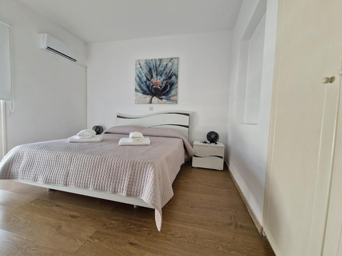 3 Bedroom Apartment, Natalia Centre, By Imh Europe Travel & Tours * Pafos